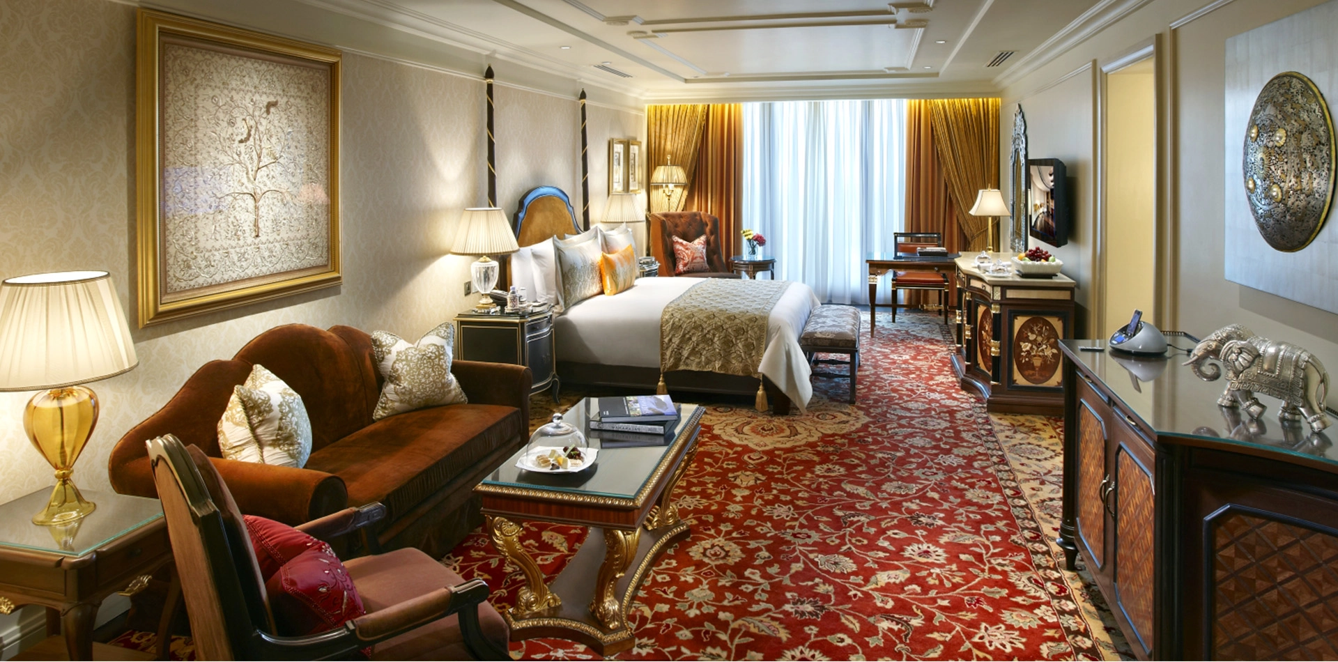 Royal Parlour Suite at The Leela New Delhi